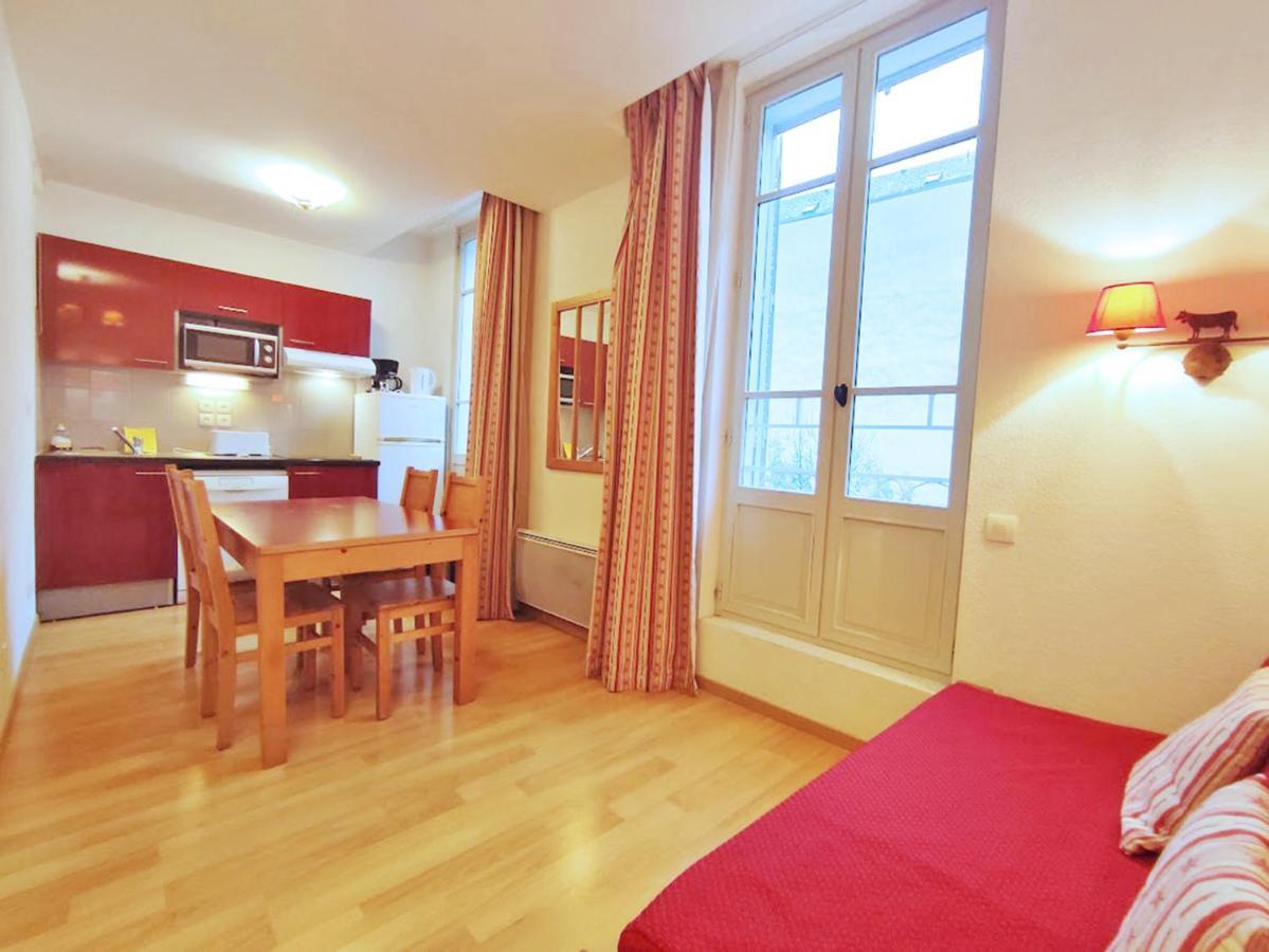 Le Marmotton, T2, Centre Luchon, Wifi, Casier A Skis, Ascenseur, 5 Personnes Bagneres-de-Luchon Luaran gambar