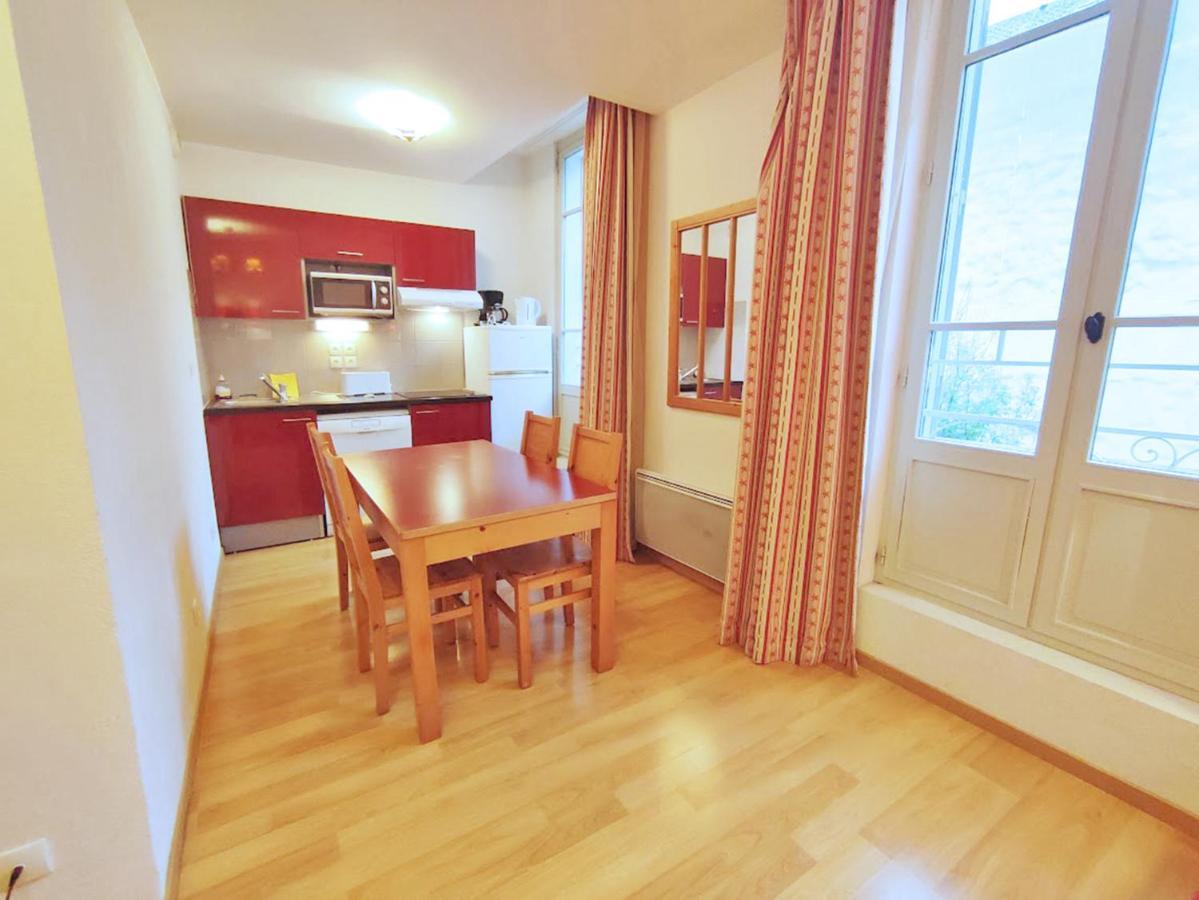 Le Marmotton, T2, Centre Luchon, Wifi, Casier A Skis, Ascenseur, 5 Personnes Bagneres-de-Luchon Luaran gambar
